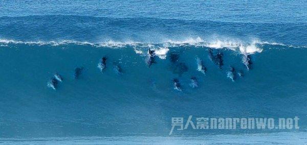 救援波塞冬